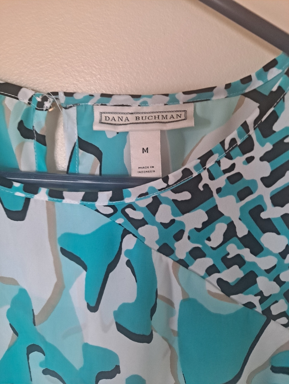 DANA BUCHMAN Liz Claiborne Aqua & Teal Abstract Short Sleeve Blouse - Picture 3 of 5